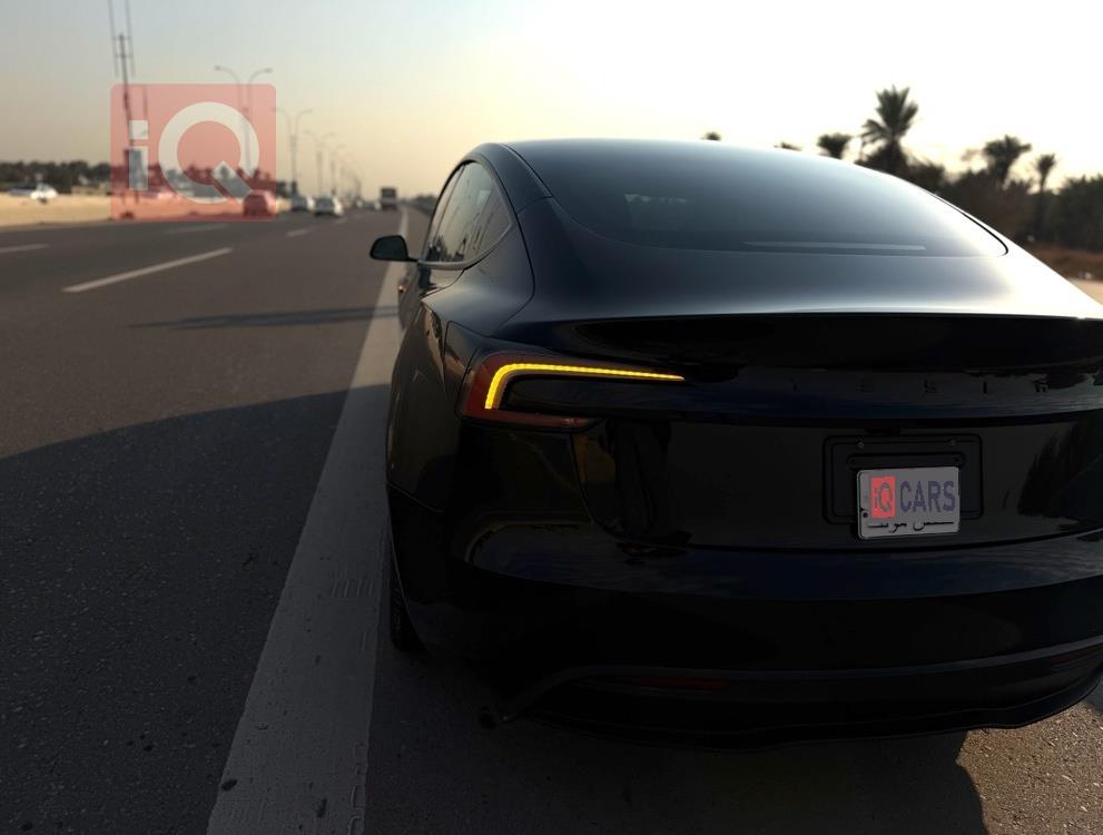 تسلا موديل 3